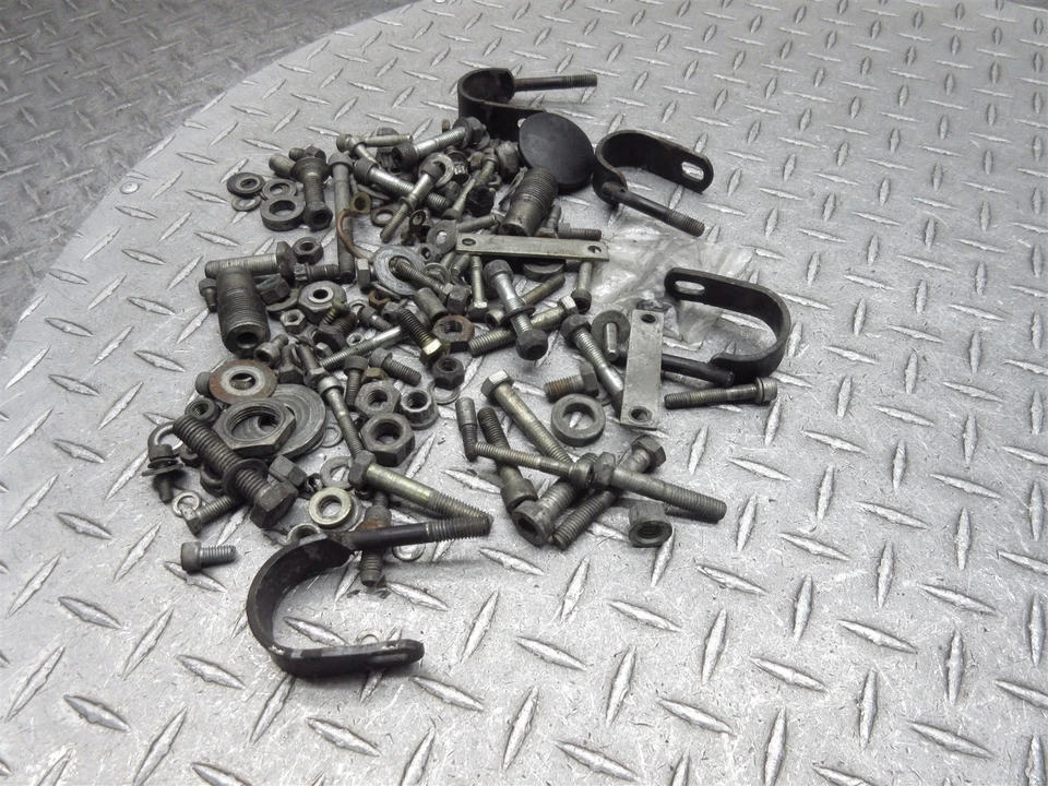 BMW 650 R65 1983 81-84 tuercas diversas tornillos pernos herrajes Foto 2 de 4