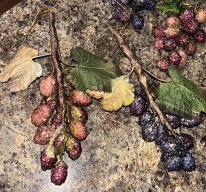 Vintage Lot Of 4 Artificial Sugared Grape Clusters 1990’s Nice Condition Homco