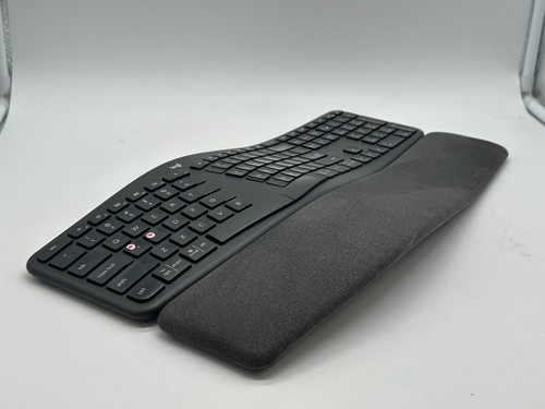 Logitech ERGO K860 Wireless Keyboard - Black - Picture 2 of 4