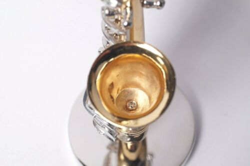 Miniature Saxophone Mantle Clock - Boxed - Picture 3 of 12
