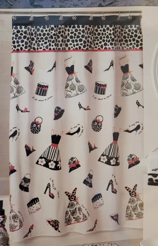 NOVO! Cortina de chuveiro Saturday Knight Ltd. COSMO 70" x 72" ~ 100% poliéster - Imagem 2 de 4