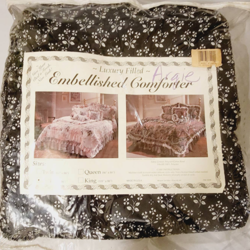 Black White Floral Full Size Comforter Ruffled Edges Striped Interior 76 x 86 - Picture 1 of 9