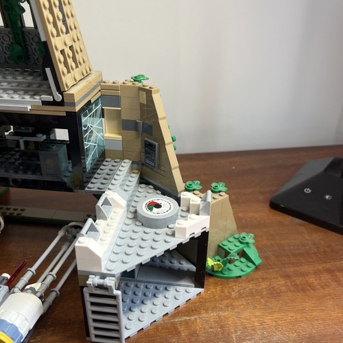 LEGO Star Wars 75365 Yavin 4 Rebel Base Set - Box & Instructions Included! - Picture 7 of 10
