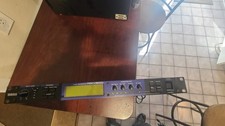 Yamaha REV500 Digital Reverb Rack Mountable Processor, 2 Channels, Presets