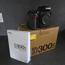 Nikon D300 DSLR Korpus aparatu CZĘŚCI ZAMIENNE LUB NAPRAWA