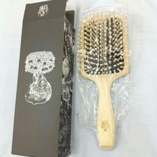 German Beech Wood Yuko Higuchi Exhibition limited hairbrush from japan