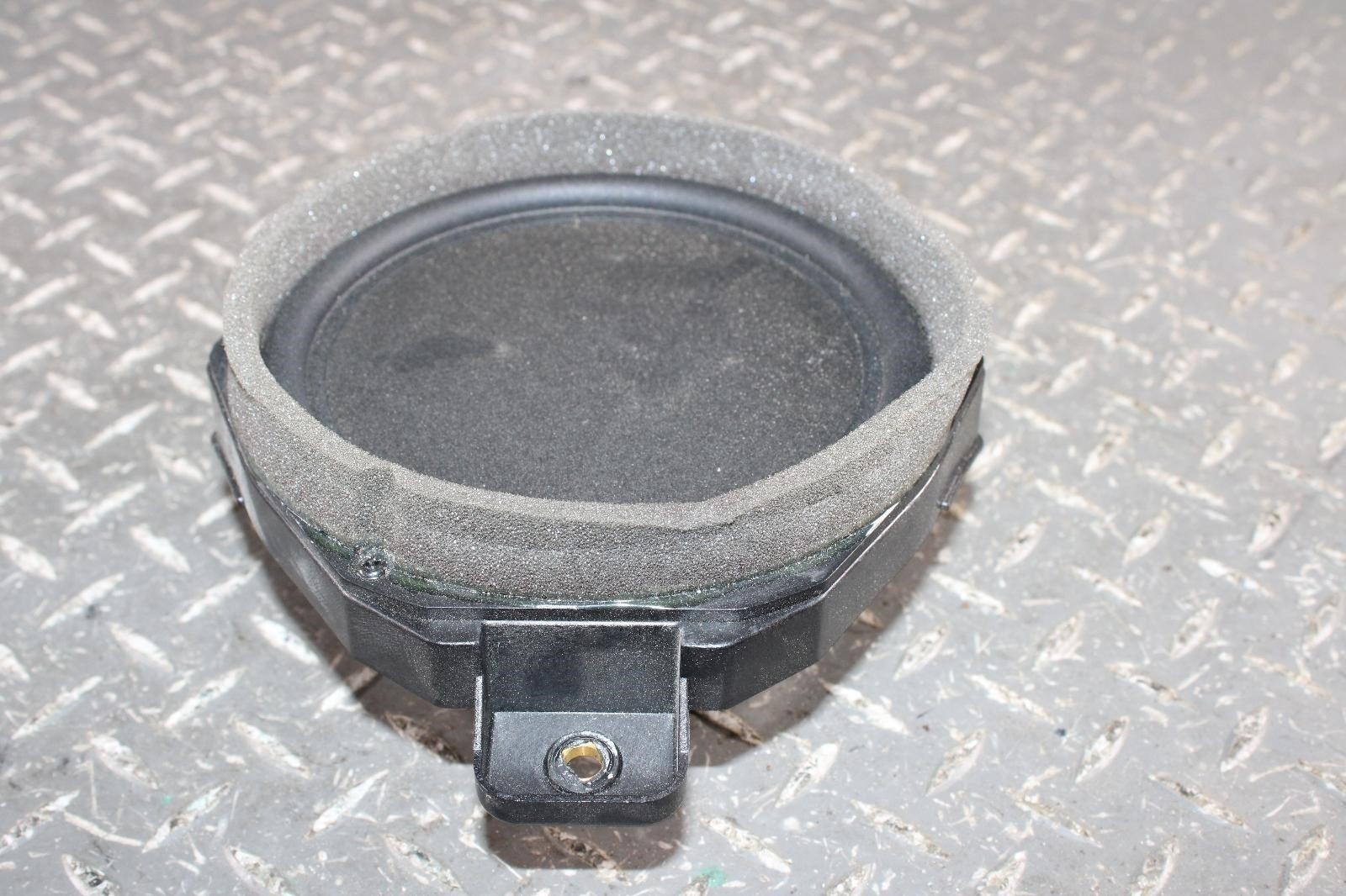 13-18 Flying Spur Sedan Rear Passenger Right RH Door Speaker Sub OEM Factory WTY