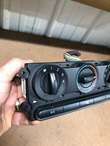 2008 2009 2010 Ford F250 F350 AC Heater Manual Climate Control 9c3t-19980-cb - Picture 2 of 7