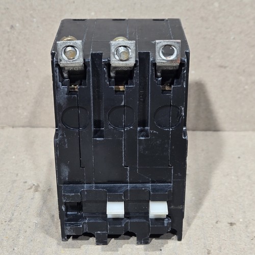 Square D QOB380 Interruttore a bullone 3 poli, 80 Ampere, 240 V - Foto 4 di 6