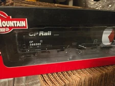 Atlas HO 45115-44 Cylindrical Cocered Hopper CP Rail #388585 NIB