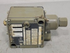ALLEN-BRADLEY 836T-T252J Pressure Control Switch Series A