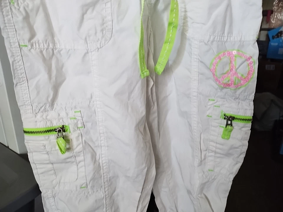 Capris blancos Justice para niñas talla 10 Foto 2 de 4