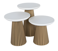 Eleganter WeißEr Beistelltisch Aus Holz Im Modernen Design
