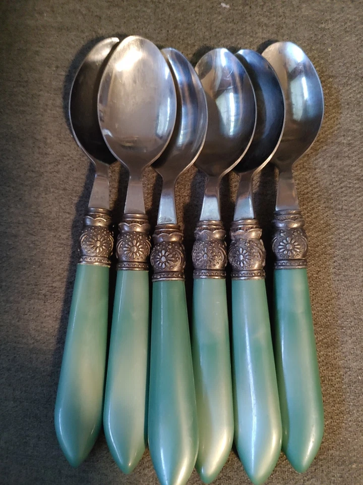 6 Pioneer Woman Green Cow Girl Lace Tablespoons - Image 2 of 2