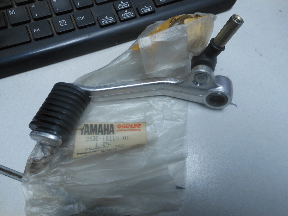 NOS Yamaha OEM Shift Pedal Assembly 83 XVZ12 84-85 XVZ1200 26H