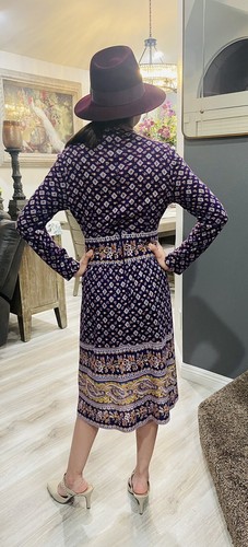 Vestido I MAGNIN Vintage Algodón Ciruela/Dorado Hobo Core India Estampado y Sombrero de Terciopelo Ciruela - Imagen 16 de 24