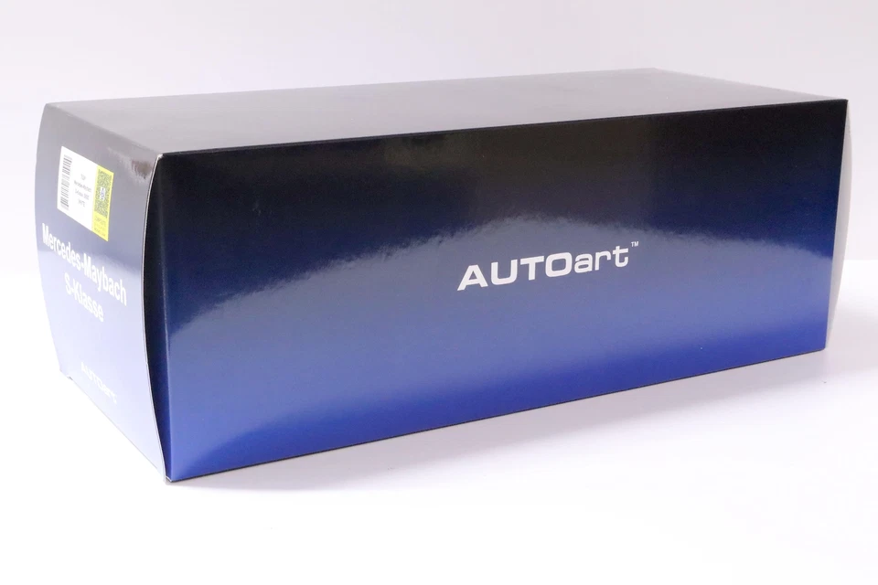 1:18 AUTOart Mercedes - Maybach S-Class S600 Limousine Blanche - Photo 4/4