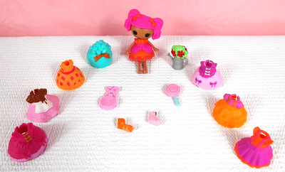 Lalaloopsy Mini Style  N  Swap_1 Mini Doll_7 Dresses_ 2 Wigs_ 3 Accessories_MGA