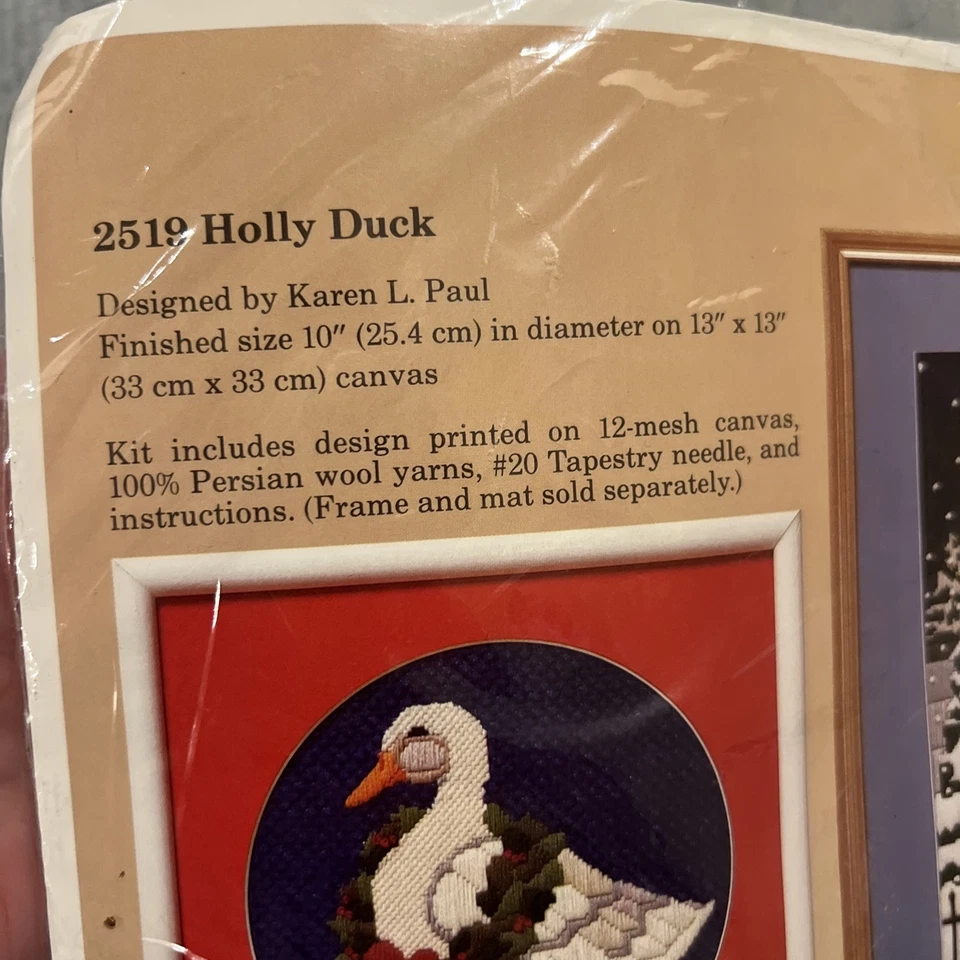 The Creative Circle Holly Duck & A Winters Night Cross Stitch Kit Granny Vintage - Image 2 of 4