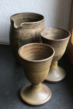 Keramik-Set 3 Teile Krug mit zwei Kelchen braun matt Studio-Keramik signiert