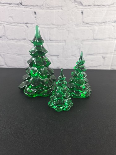 Vintage Fenton Emerald Green Art Glass Christmas Trees 6" 4" 3" Set Of Three