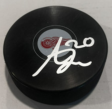ALBERT JOHANSSON SIGNED DETROIT RED WINGS HOCKEY PUCK W/ CASE COA
