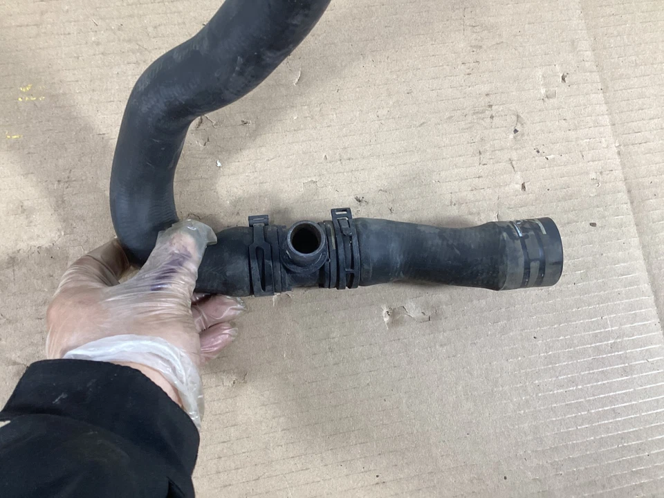 2007 - 2013 Mini Cooper R56 передний радиатор шланг охлаждающей жидкости трубопровод OEM. - Изображение 2 из 4