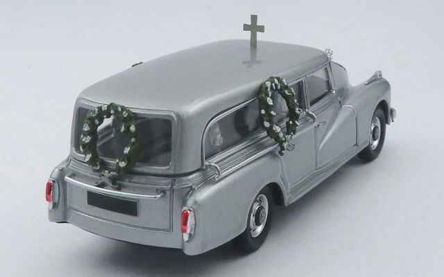 MERCEDES 300 D  1960  Carro funebre / Funeral car 1/43 RIO4739 RIO MODEL - Immagine 2 di 2