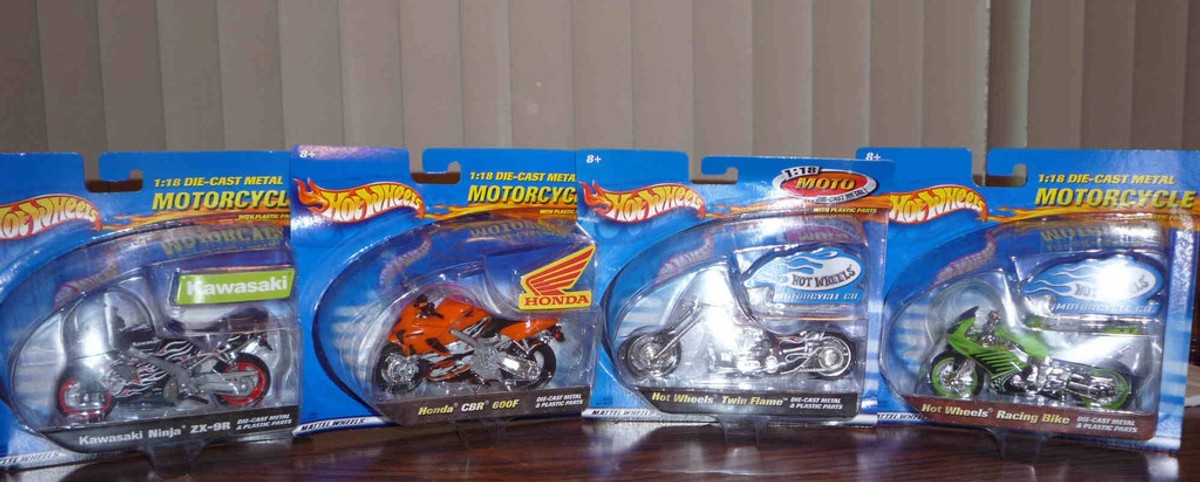 Meeeセット Set of 4 Hot Wheels Motorcycles – Brand New | eBay