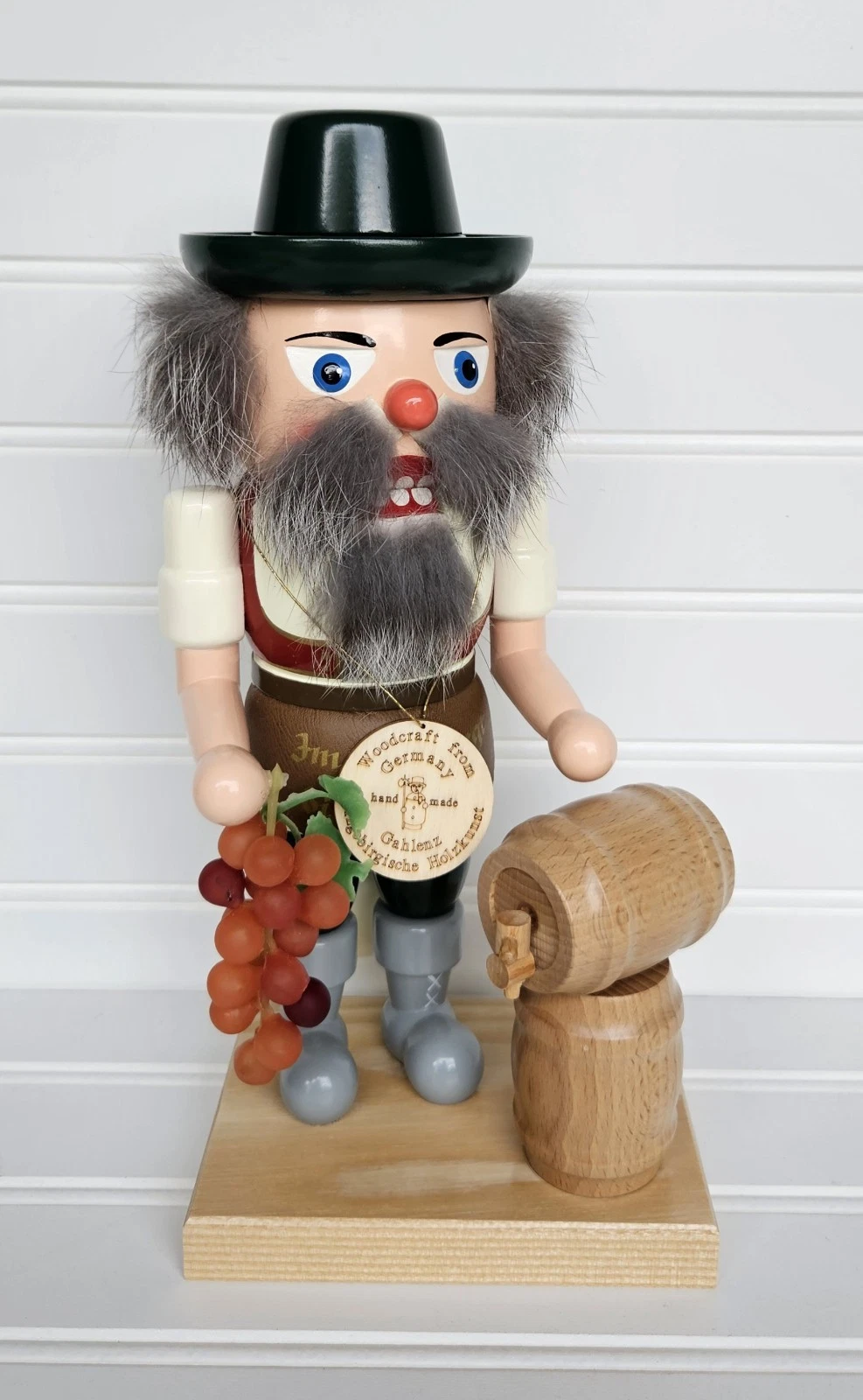 Vintage Erzgebirgische Holzkunst Volkskunst Nutcracker Wood Handmade Germany 11"