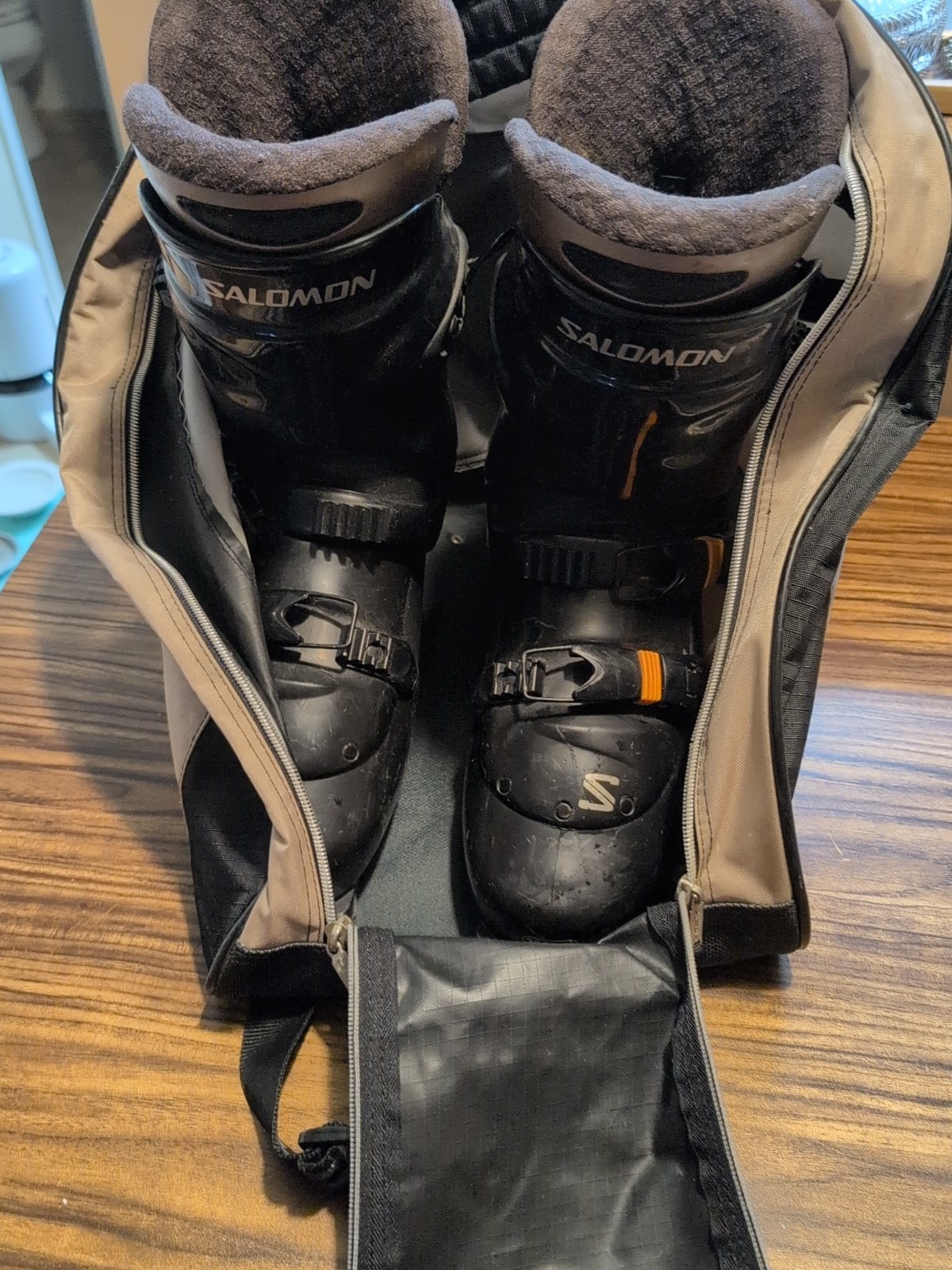 Scarponi da sci Salomon Optima ultraleggeri 360 29 neri con borsa per la testa