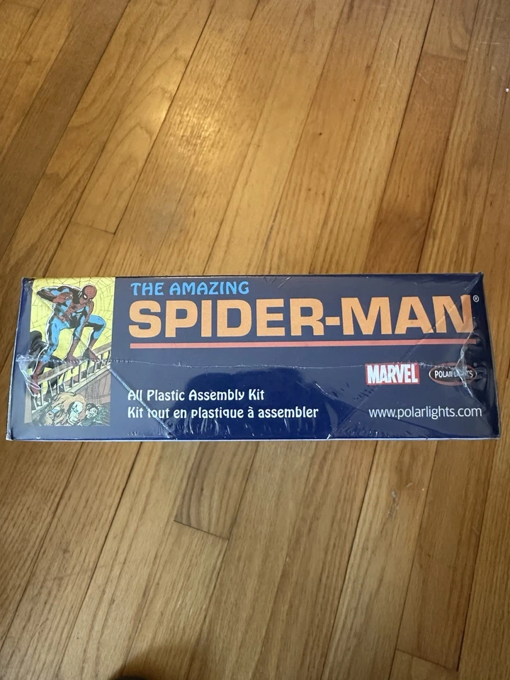 Kit Modelo Reproducción Vintage The Amazing Spider-Man 2003 Luces Polares #4100 Foto 2 de 4