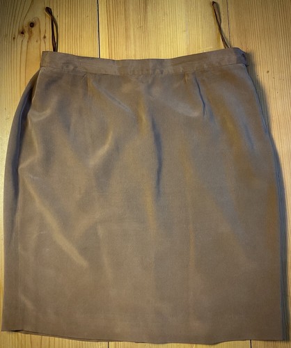 VTG Rena Rowan Women 2-Piece Silk Suit Sft Brown SzMED China Tailored Needs Fix - Picture 14 of 14
