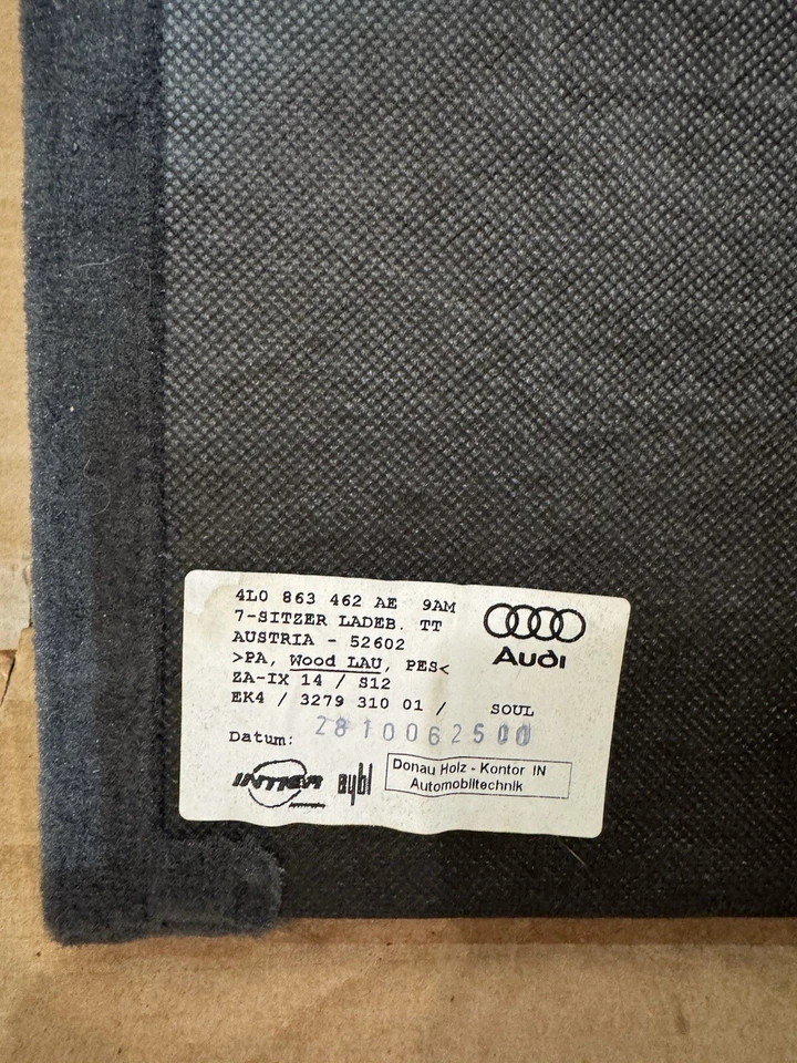 AUDI Q7 2007-2015 MALETERO TRASERO ALFOMBRILLA NEGRO MONTAJE FABRICANTE DE EQUIPOS ORIGINALES LOTE 2478 Foto 3 de 3