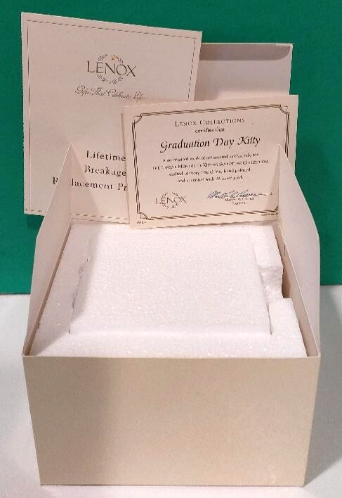 LENOX GRADUATION DAY KITTY -- June Kitten sculpture -- -- NEW in
