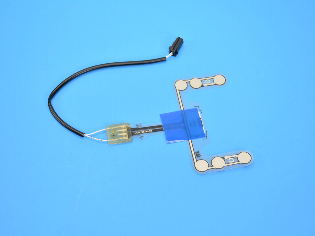 新品タグ付 
HEAD ミドラー   サイズ164 Seat Belt Warning Sensor-SE, VIN: B, 113.8