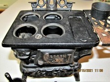 Vintage "Crescent" Cast Iron Stove Miniature Salesman Sample With Accessories