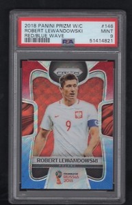 2018 World Cup Prizm #146 Red Blue Wave Robert Lewandowski PSA 9