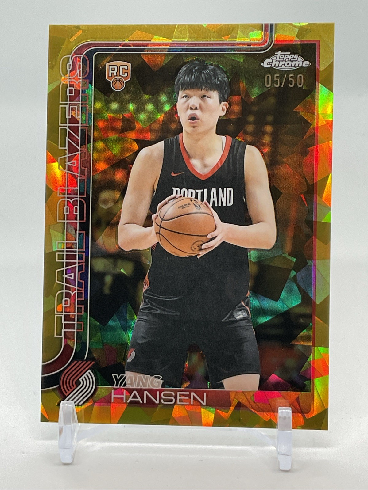 2025-26 Topps Chrome Sapphire Yang Hansen True Gold #/50 RC #266