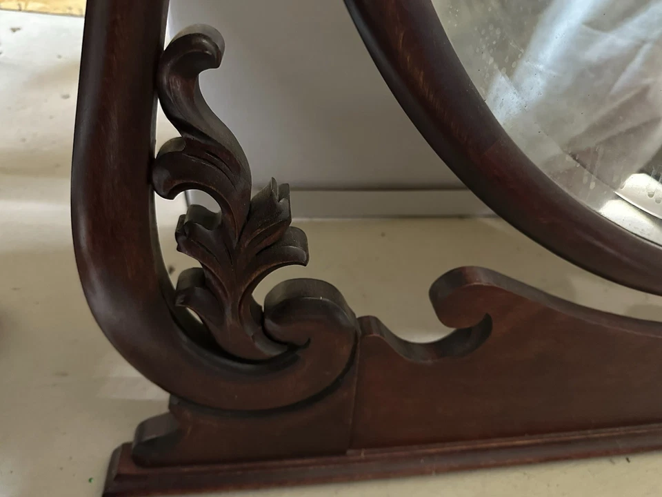 古董4抽屉梳妆台带华丽卷轴镜 — 第 4/4 张图片