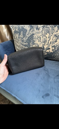 Louis Vuitton Taiga Ardoise Trousse Ivan toiletries pouch. - Picture 3 of 5