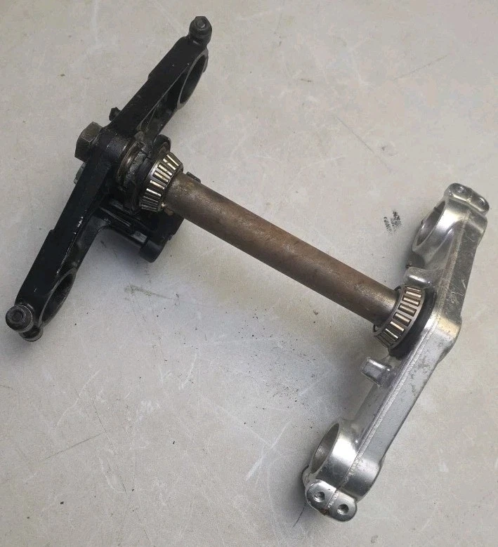 Kawasaki Ninja 1000R ZX-10 1986 1987 triple árbol 32002-1808 Foto 2 de 4