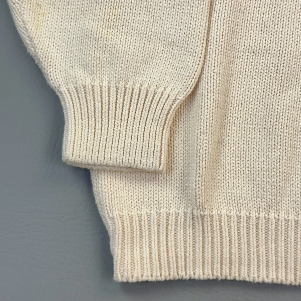 Suéter de Colección Mickey Inc Para Hombre Grande Tejido Disney United Bordado en Todo el Mundo Foto 2 de 4