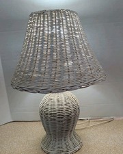 20" Vtg White Wicker Table Lamp Rattan Woven Basketweave Bedside Cottagecore