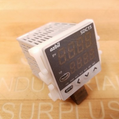Azbil C15TR0RA0100 SDC15 Temperature Controller - USED
