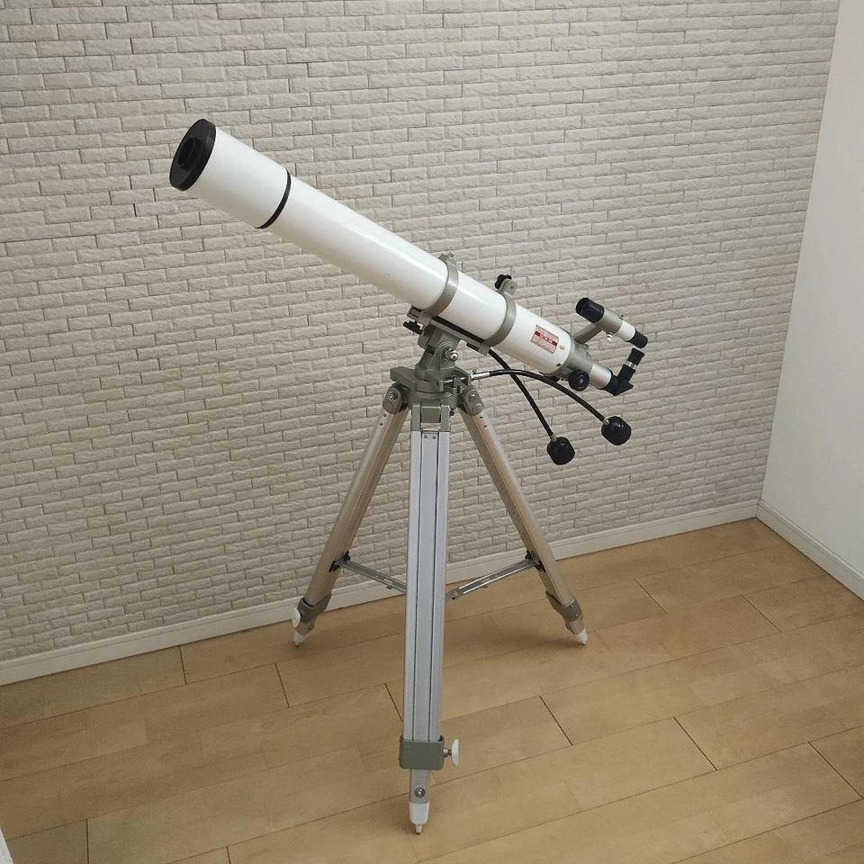 Vixen Custom 80M Vintage Astronomical Refractor Telescope with Tripod - Image 2 of 4