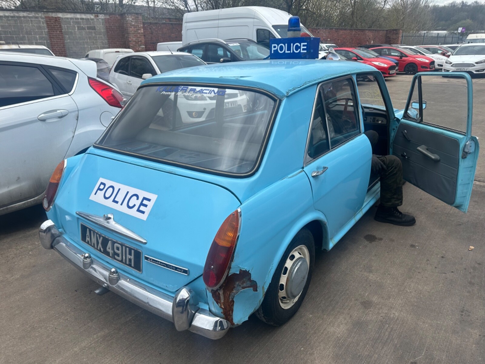 1969 Austin 1100 Classic Project Barn Find - Picture 3 of 7