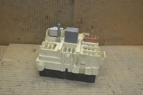03-07 Hummer H2 Fuse Box Junction OEM 15266958 Module 378-24c3 - Picture 4 of 4