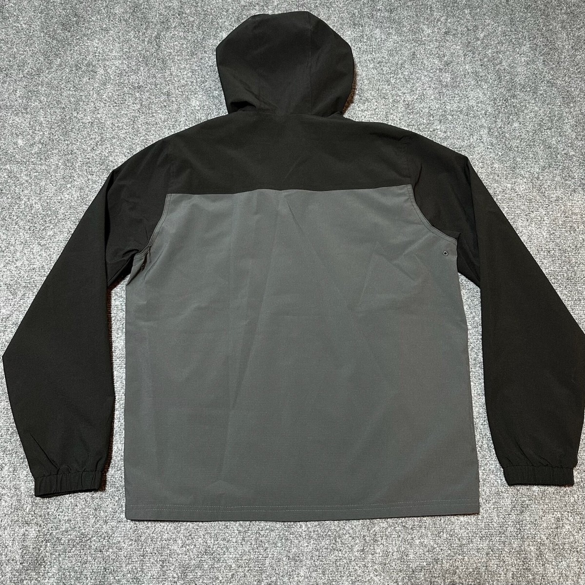 Voyager Jacket Mens Medium Grey Black Hooded Full Zip Windwear