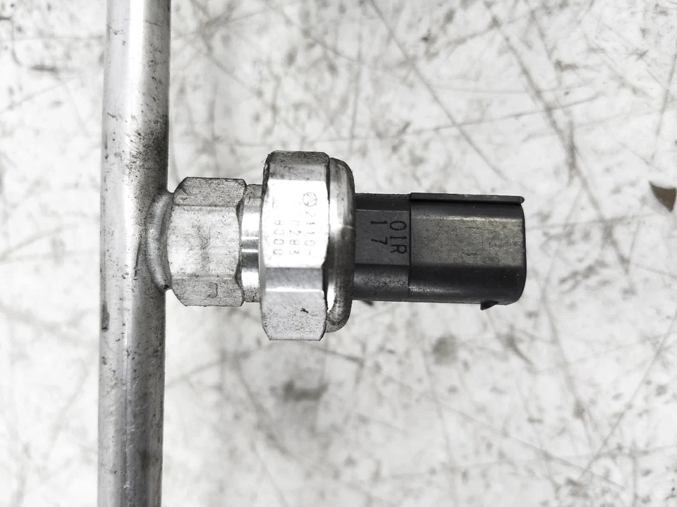 Mercedes-Benz Ml350 2012-2015 línea de retorno de líquido aire acondicionado 166-830-01-00 Foto 3 de 4